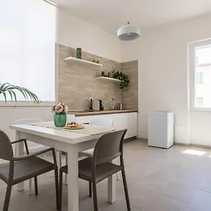 https://riviera-rooms.hotelsalgherosardinia.com