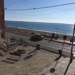 Piazza Buccelli A 10 Mt Dal Mare Appartamento