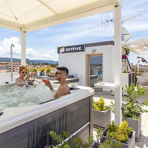 https://apartment-w43.hotelsalgherosardinia.com